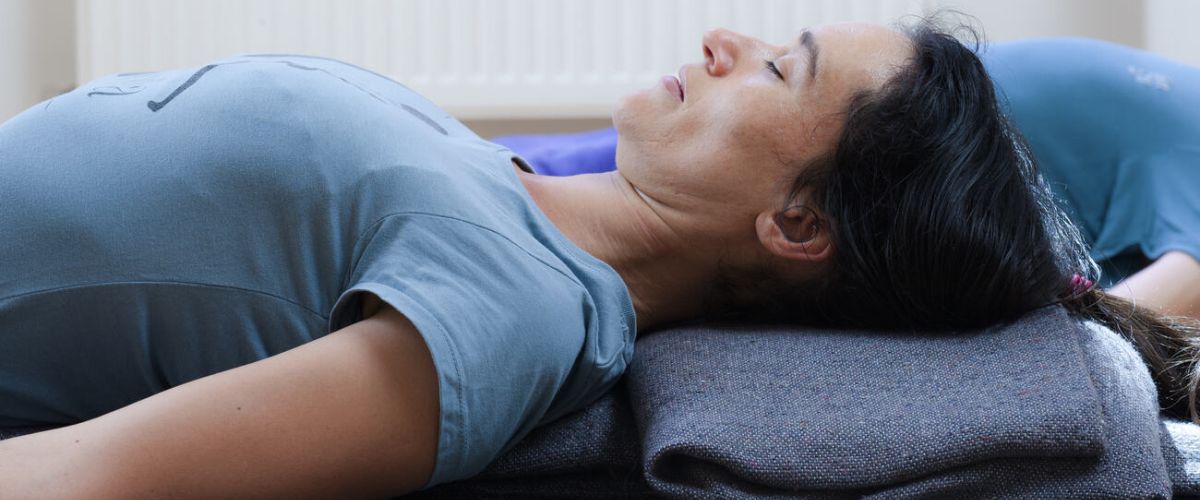 Le yoga stimule le nerf vague